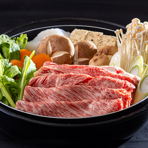 宮崎県産 黒毛和牛 赤身 すき しゃぶ 500g (7月発送) | 肉質等級 4等級以上 肉 にく お肉 おにく 牛 牛肉 和牛 ウデ モモ 薄切り スライス すき焼き しゃぶしゃぶ 宮崎県 五ヶ瀬町