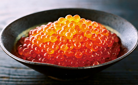 いくら 醤油漬け 鱒卵 200g 圧倒的おいしさ いくら 醤油漬け イクラ 鱒卵 鱒いくら 醤油いくら 小分け 海鮮 海鮮食品 海鮮丼 寿司 送料無料 人気 ランキング 北海道 白糠町 _K008-1118